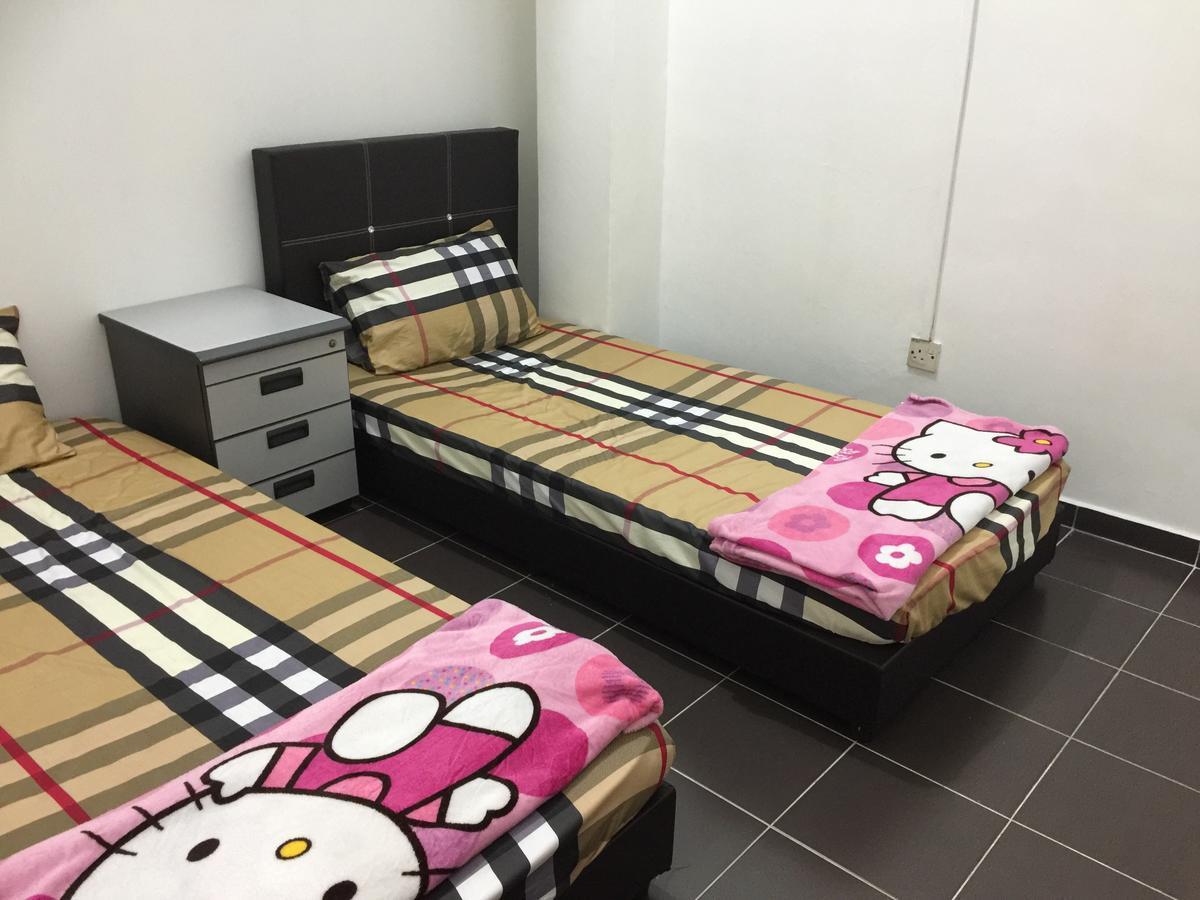 Jiaxin Hostel ウル・ティラム エクステリア 写真